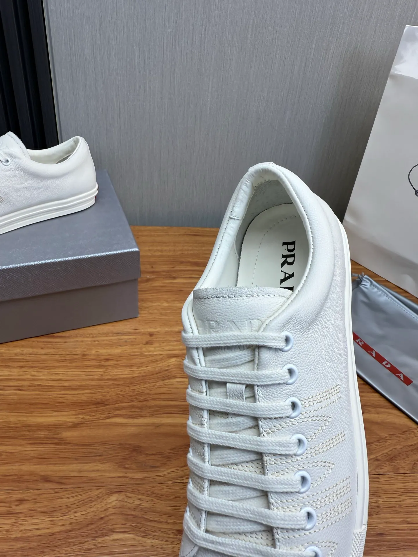 Men's shoes 560💰 [PRADA] Popular items in men's shoe counters, synchronized with the official website, 1 high-quality shipment ✔️Original cowhide + cowhide lining, 1🆚1 replica, original sole, 38-45 (45 customized, non-refundable)